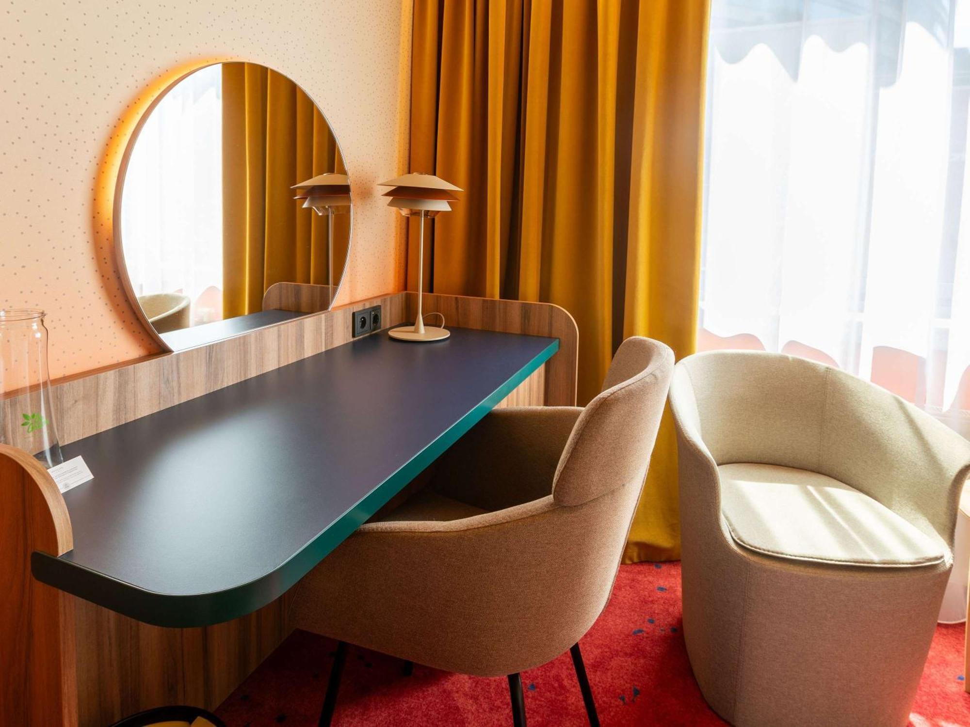 Mercure Centrum Hotel